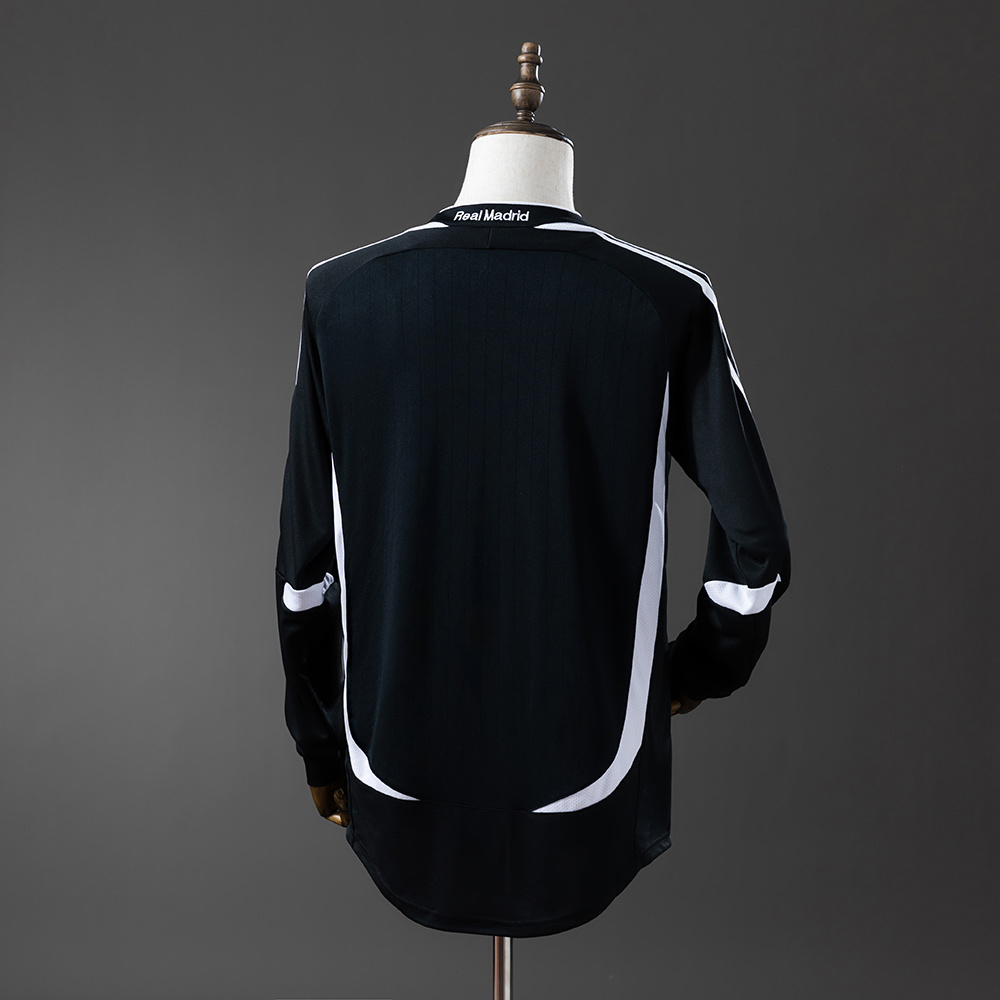 Long sleeves 2006-2007 Real Madrid third jersey
