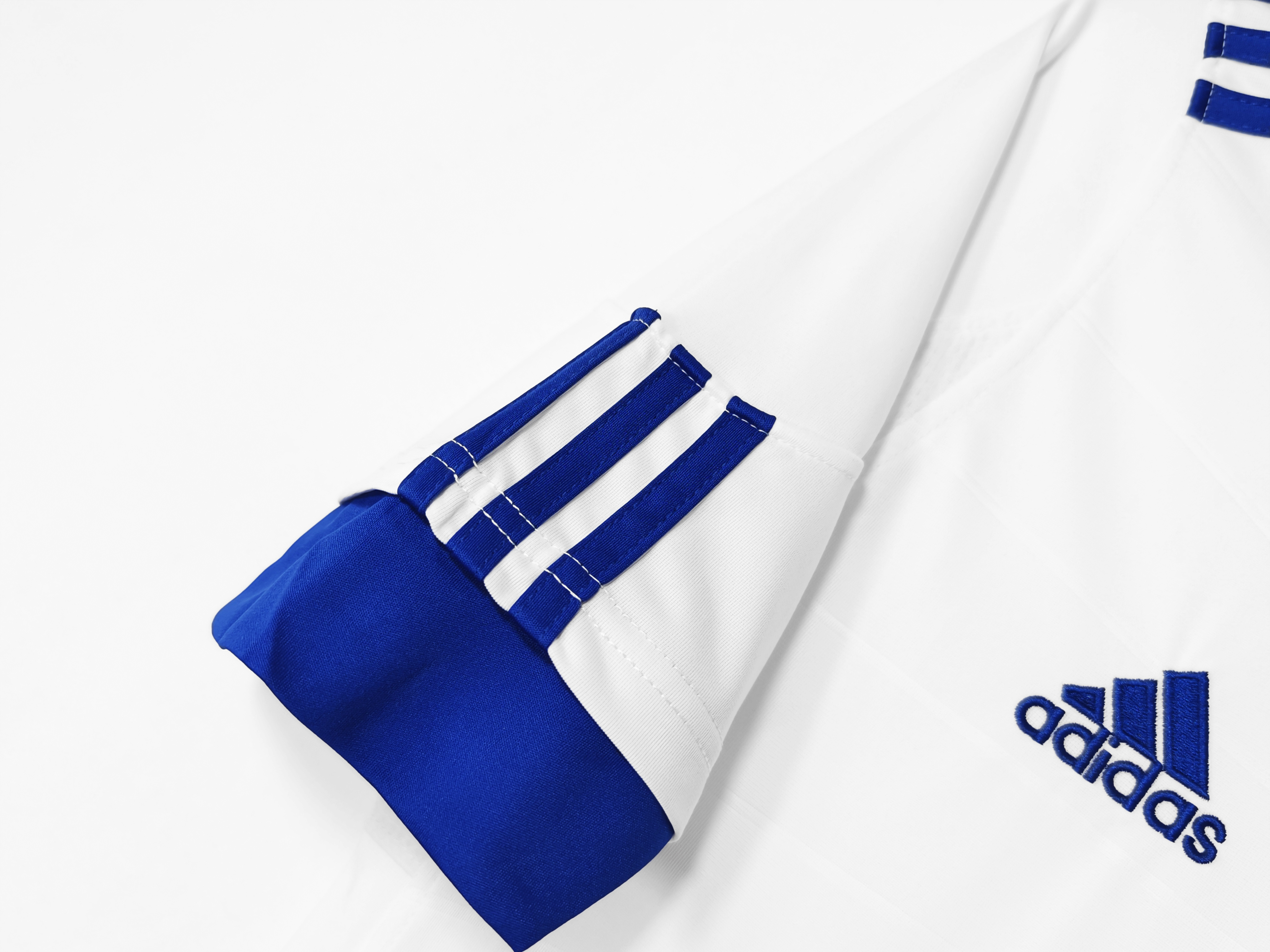 2010-2011 Real Madrid home jersey