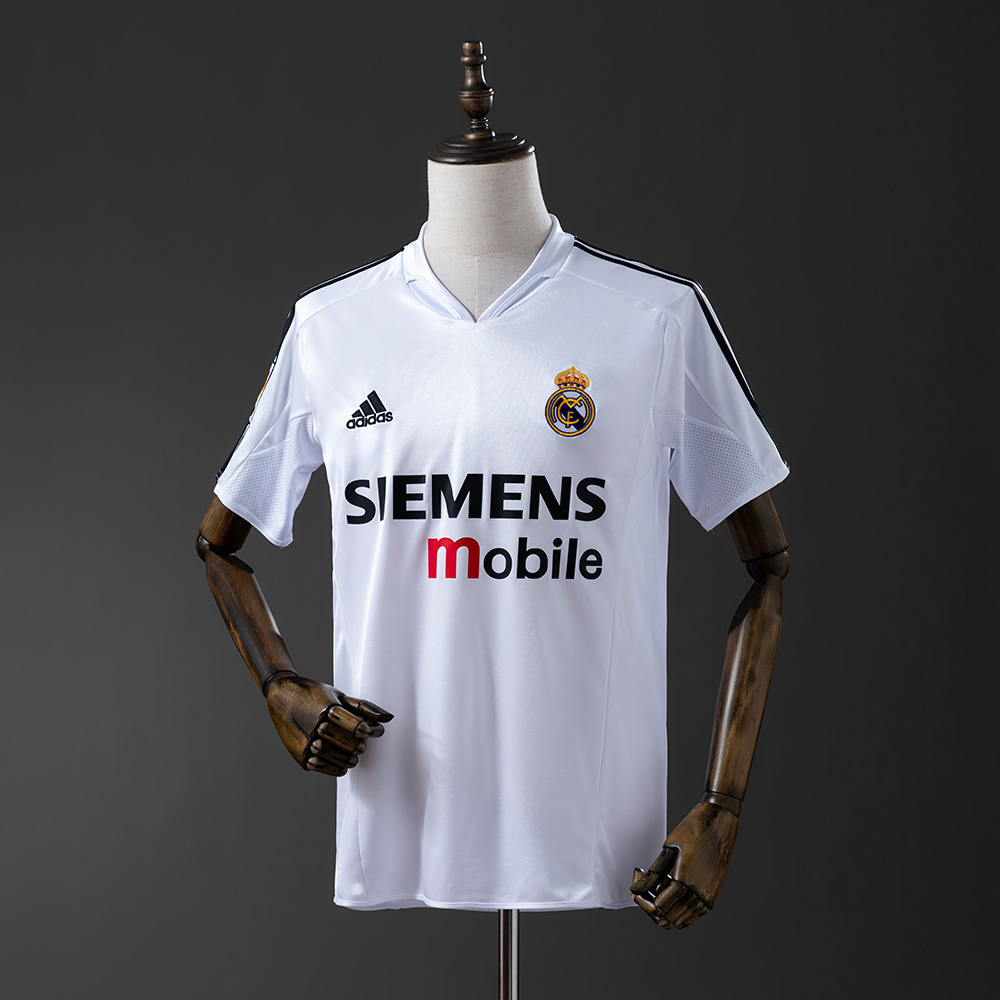 2004-2005 Real Madrid home jersey