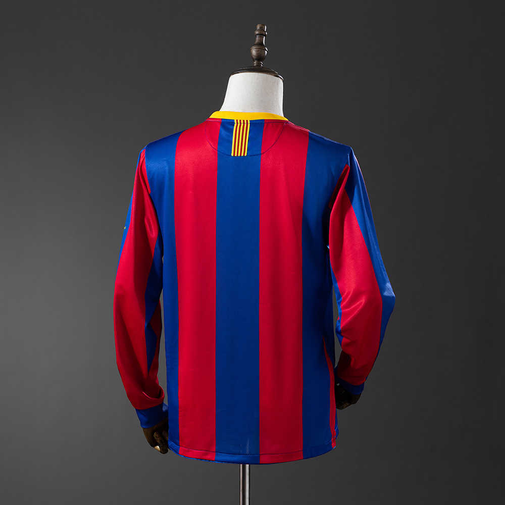 Long sleeves 2010-2011 Barcelona home jersey