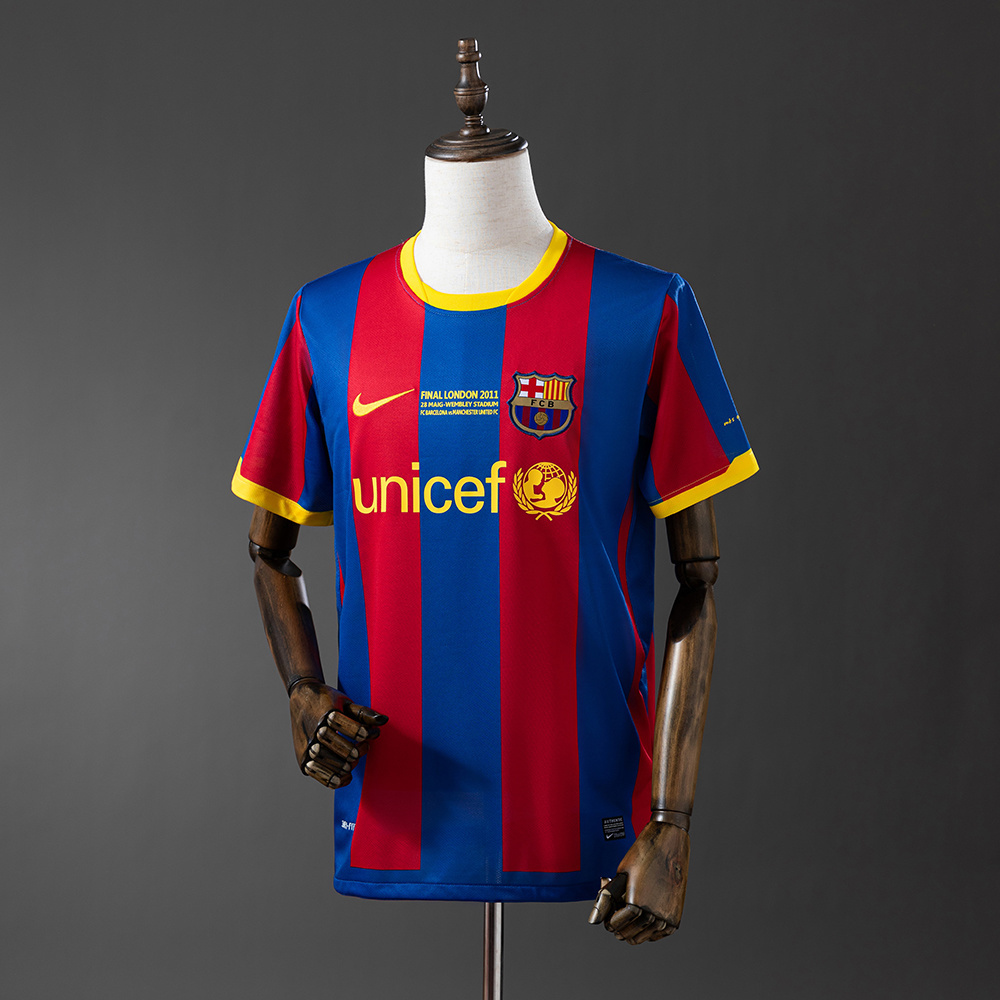 2010-2011 Barcelona home jersey