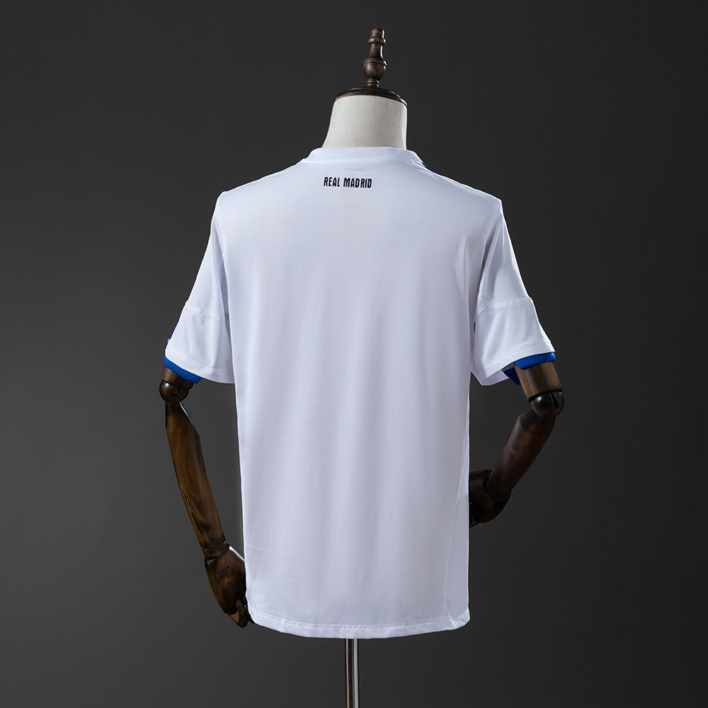 2010-2011 Real Madrid home jersey