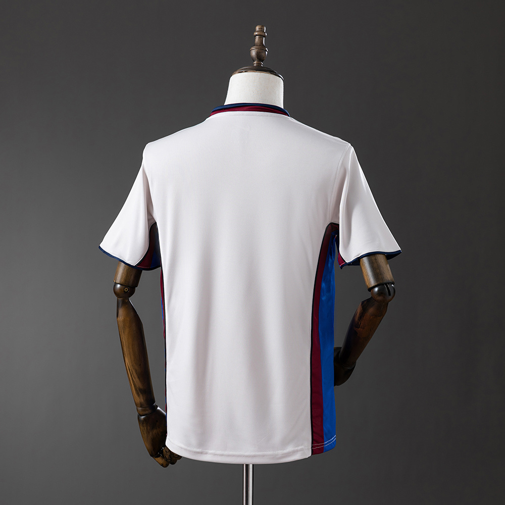 1998-1999 Barcelona away jersey