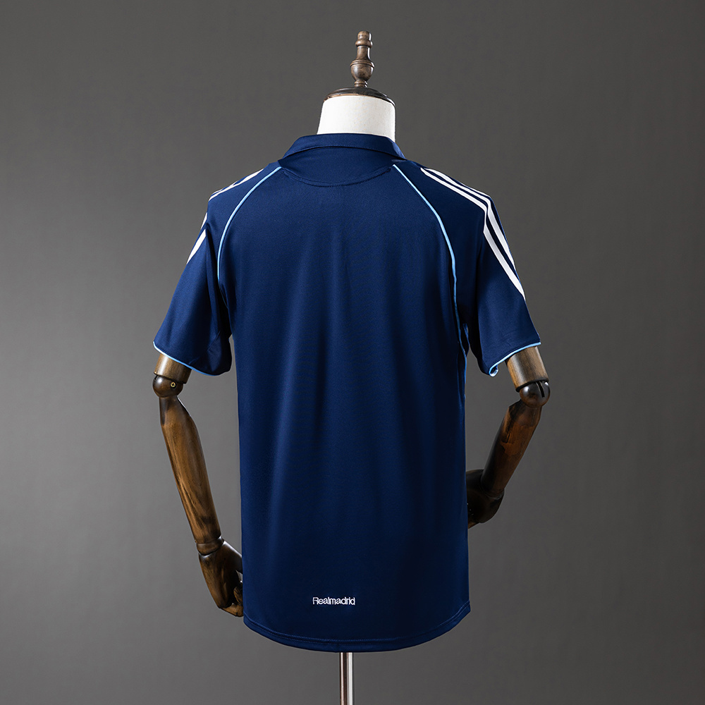 2005-2006 Real Madrid away jersey