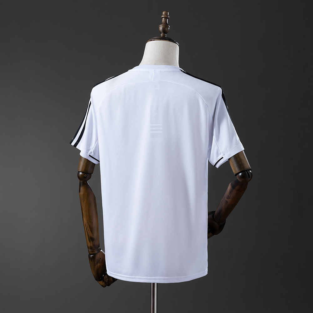 2003-2004 Real Madrid home jersey