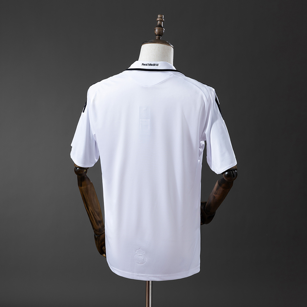 2008-2009 Real Madrid home jersey