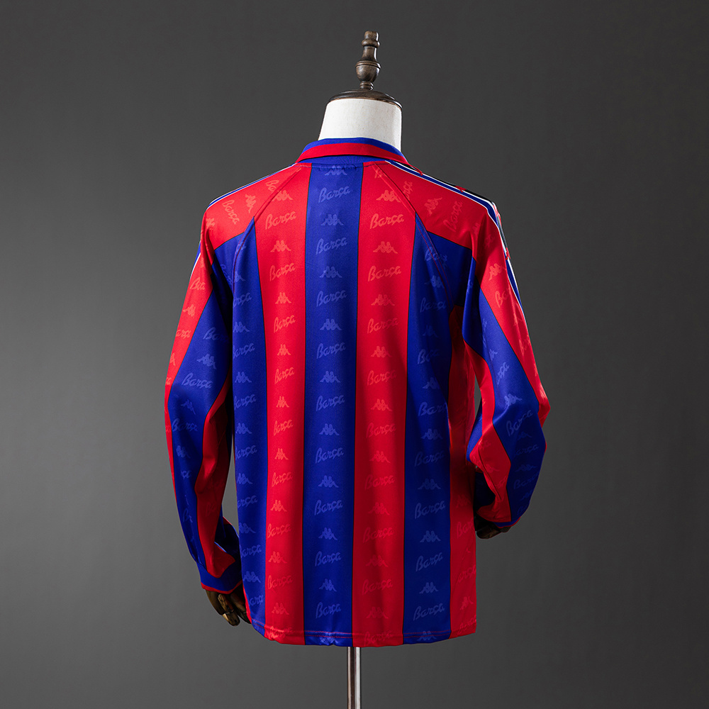 Long sleeves 1995-1997 Barcelona home jersey