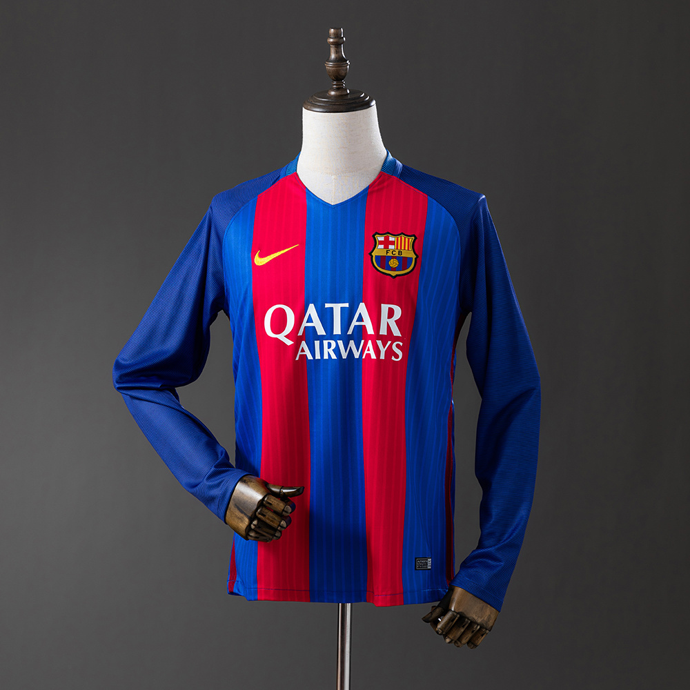 Long sleeves 2016-2017 Barcelona home jersey