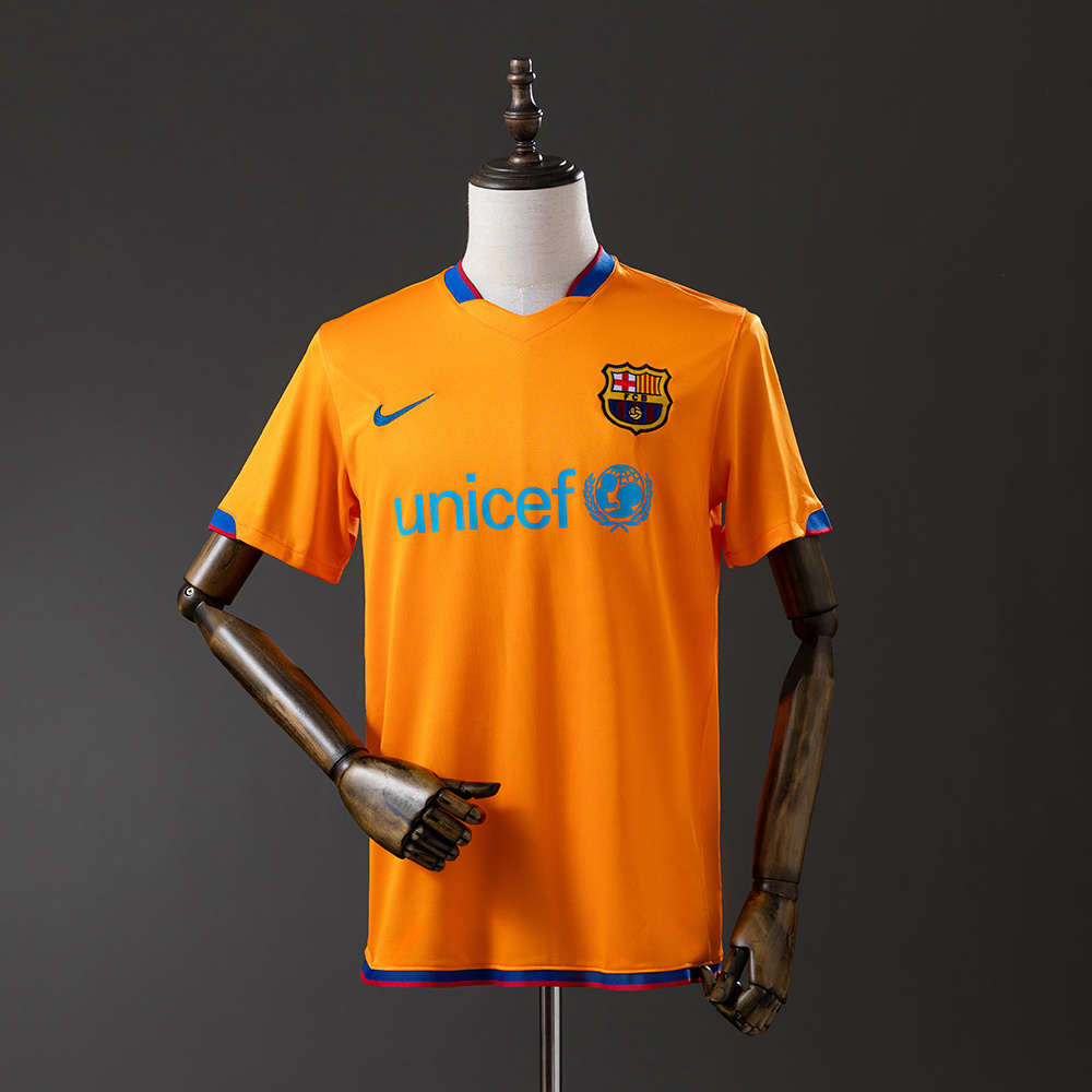 2006-2007 Barcelona away jersey