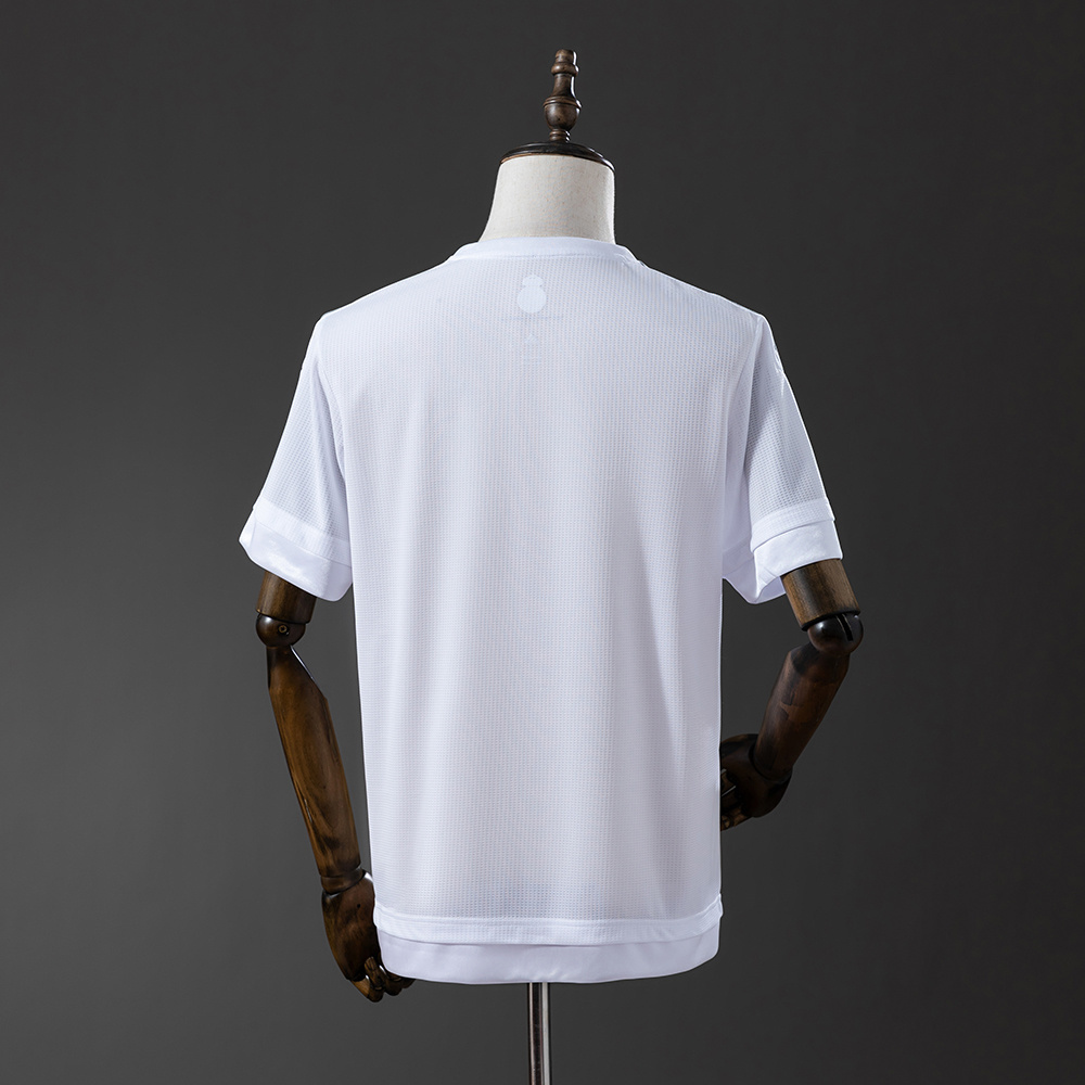 2015-2016 Real Madrid home jersey