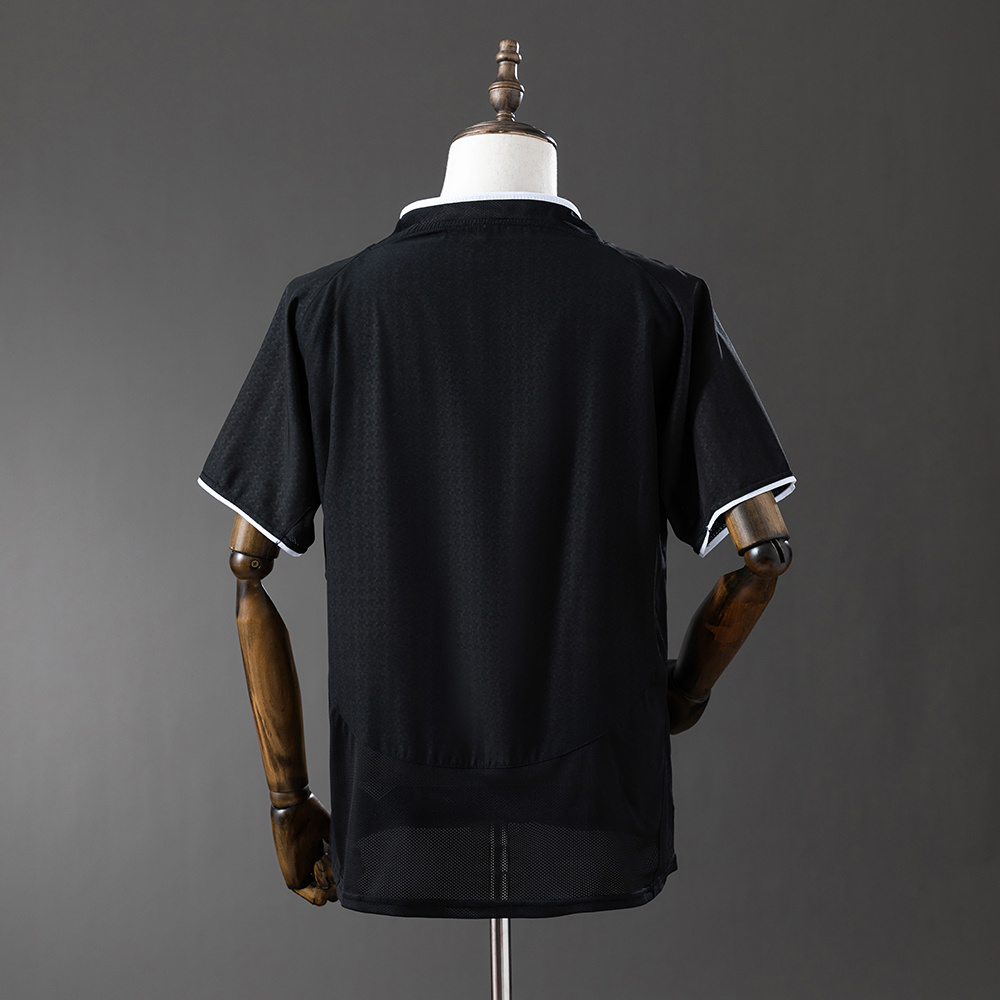 2003-2004 Manchester United away jersey