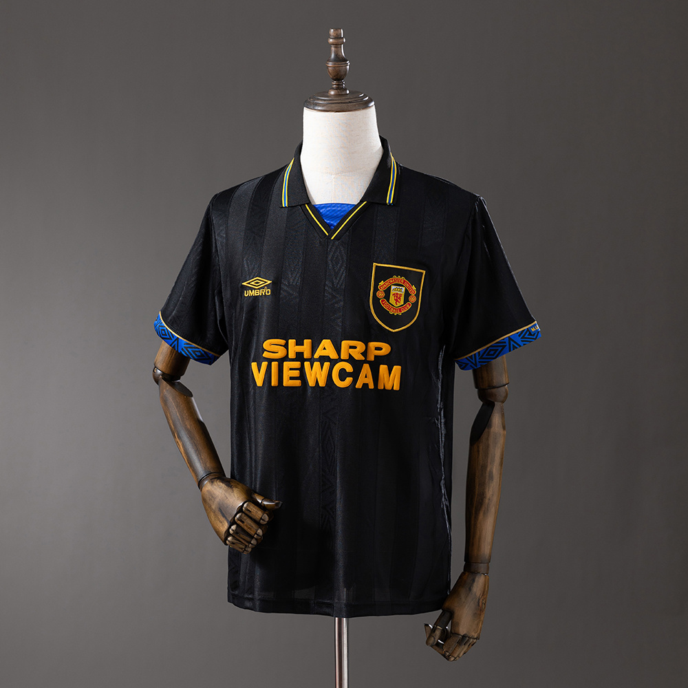 1993-1994 Manchester United away jersey