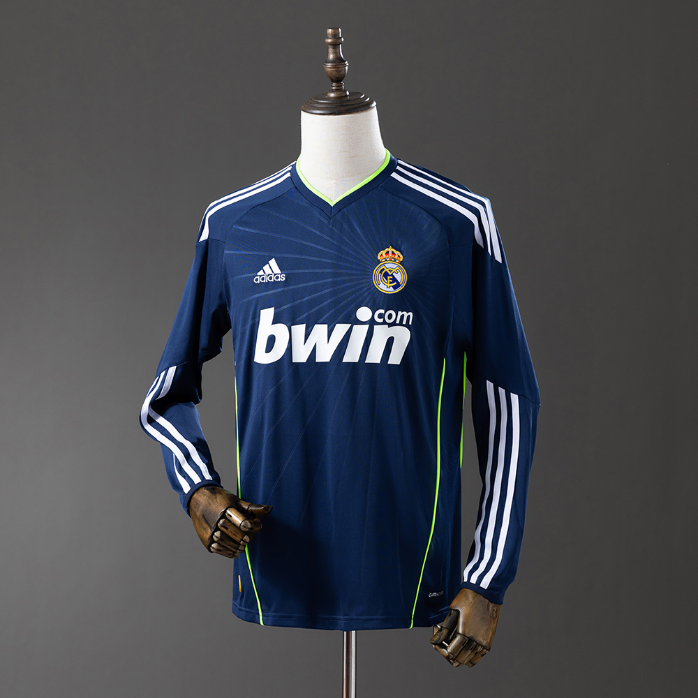 Long sleeves 2010-2011 Real Madrid away jersey
