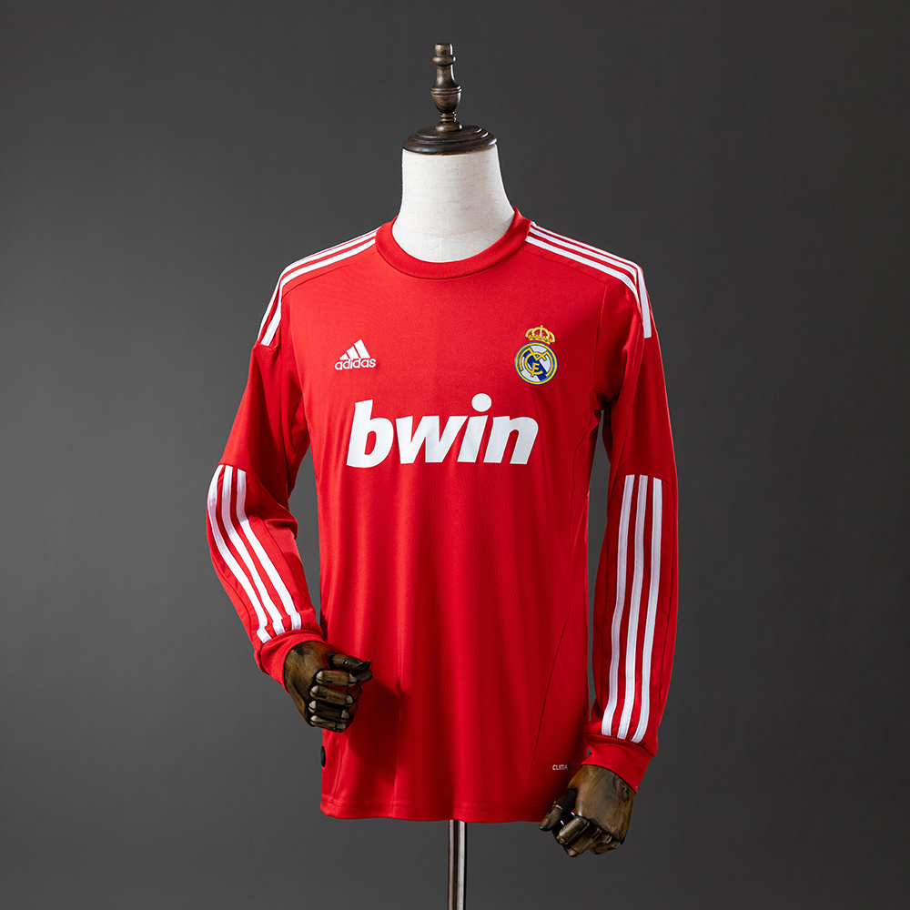 Long sleeves 2011-2012 Real Madrid third jersey