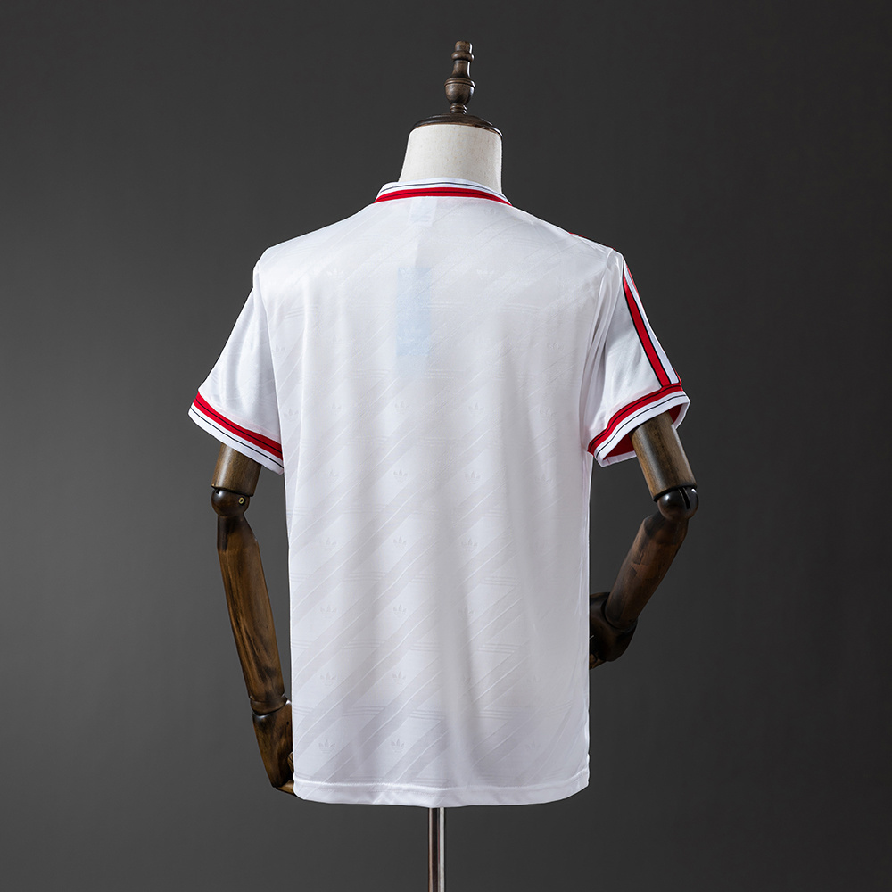 1986 Manchester United Away jersey