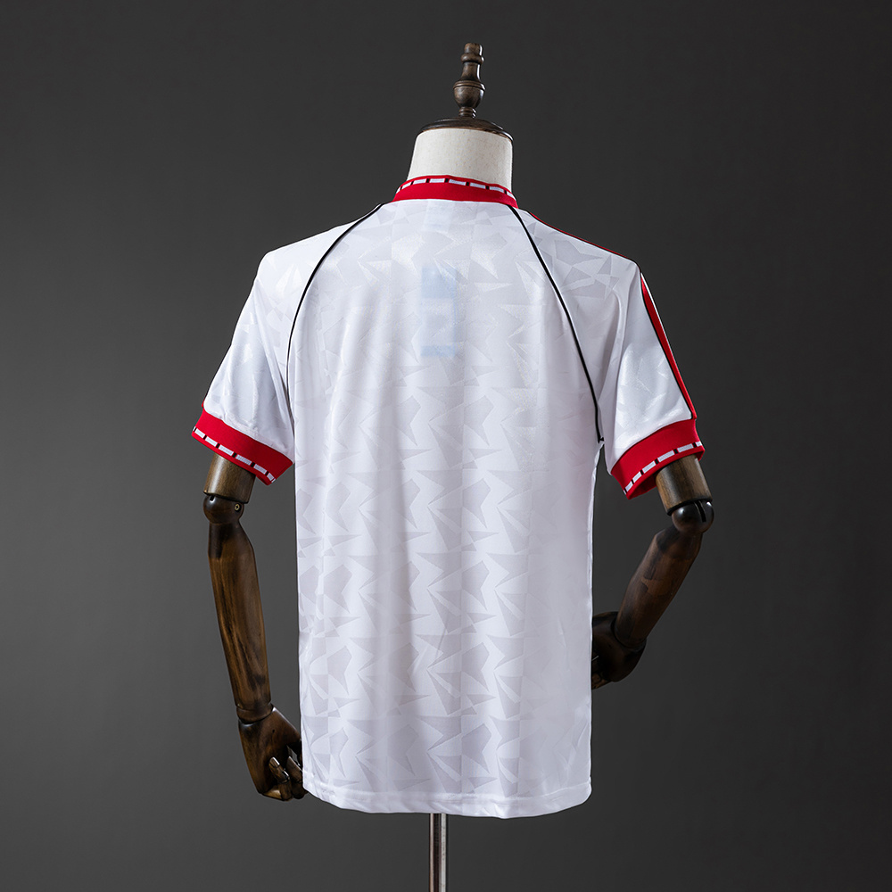 1991 Manchester United away jersey