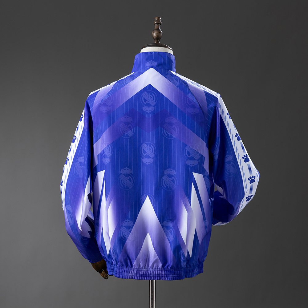 Real Madrid Trench Coat Reversible 9