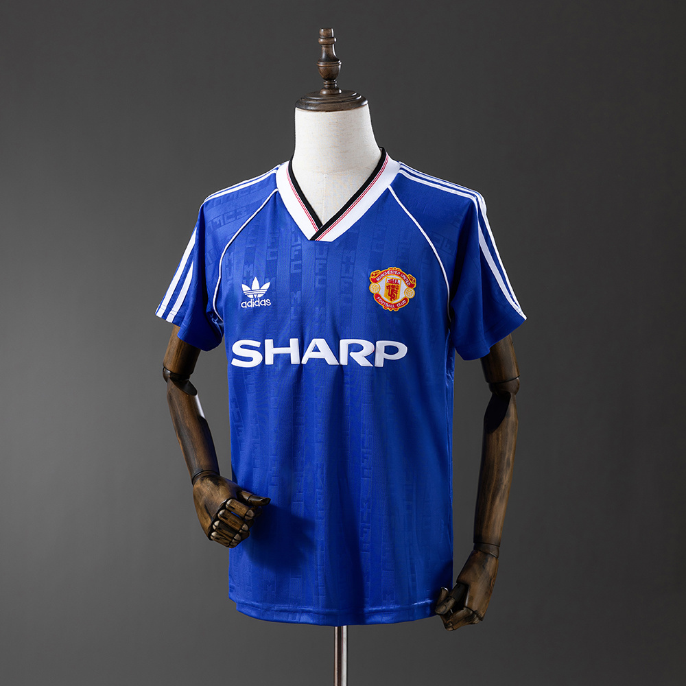 1988 Manchester United home jersey