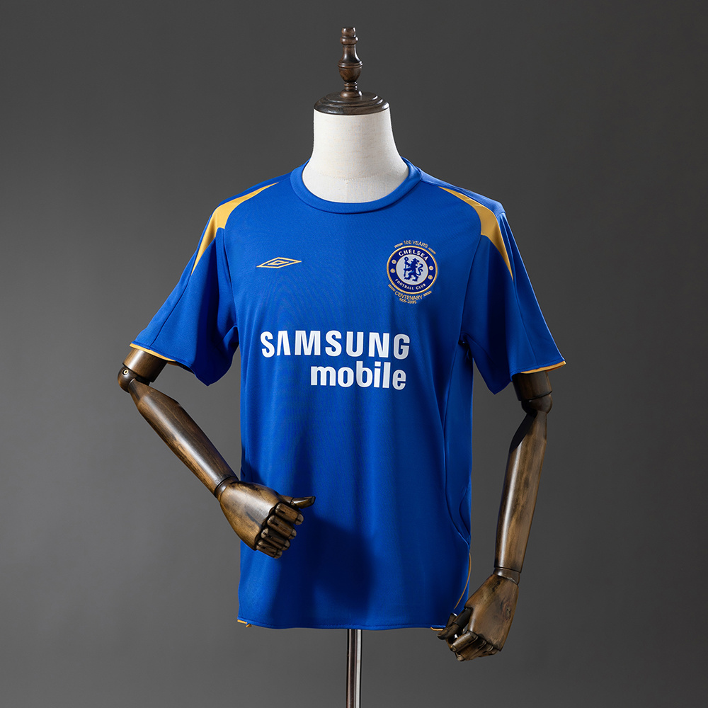 2005-2006 Chelsea home jersey