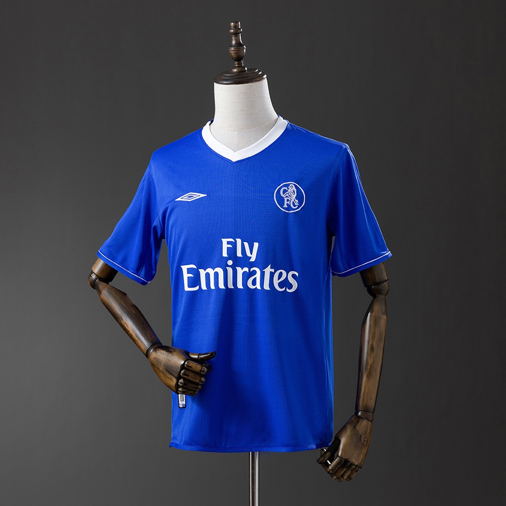 2003-2005 Chelsea home jersey