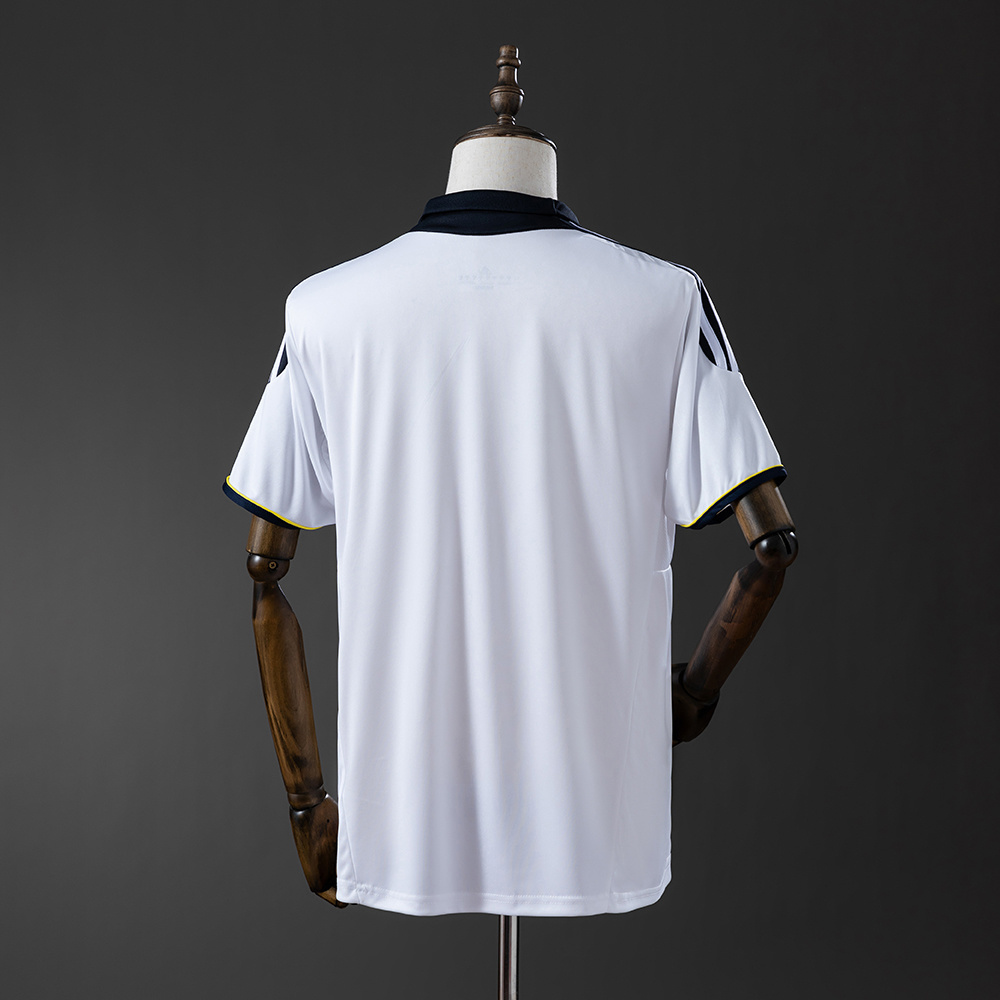 2011-2012 Chelsea third jersey