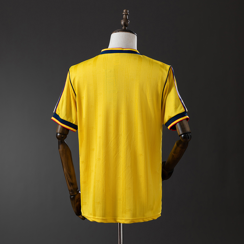 1986-1988 Arsenal away jersey