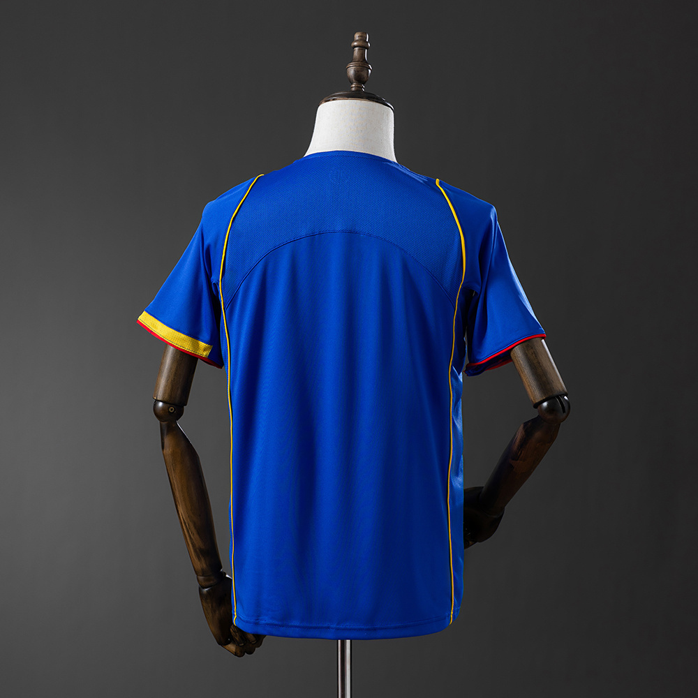 2004-2005 Arsenal away jersey