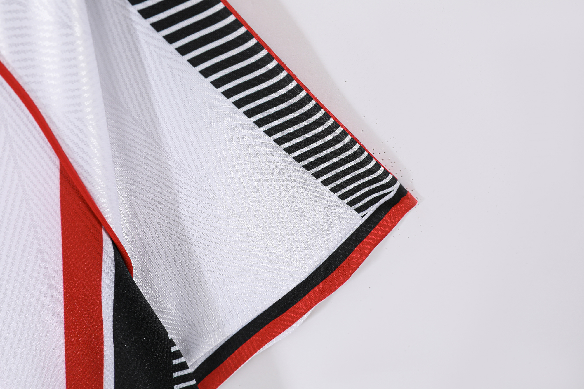 1997-1998 AC Milan away jersey 2