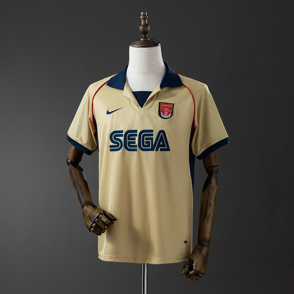 2001-2002 Arsenal away jersey