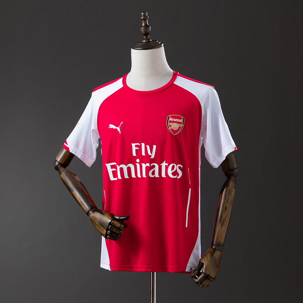 2014-2015 Arsenal home jersey