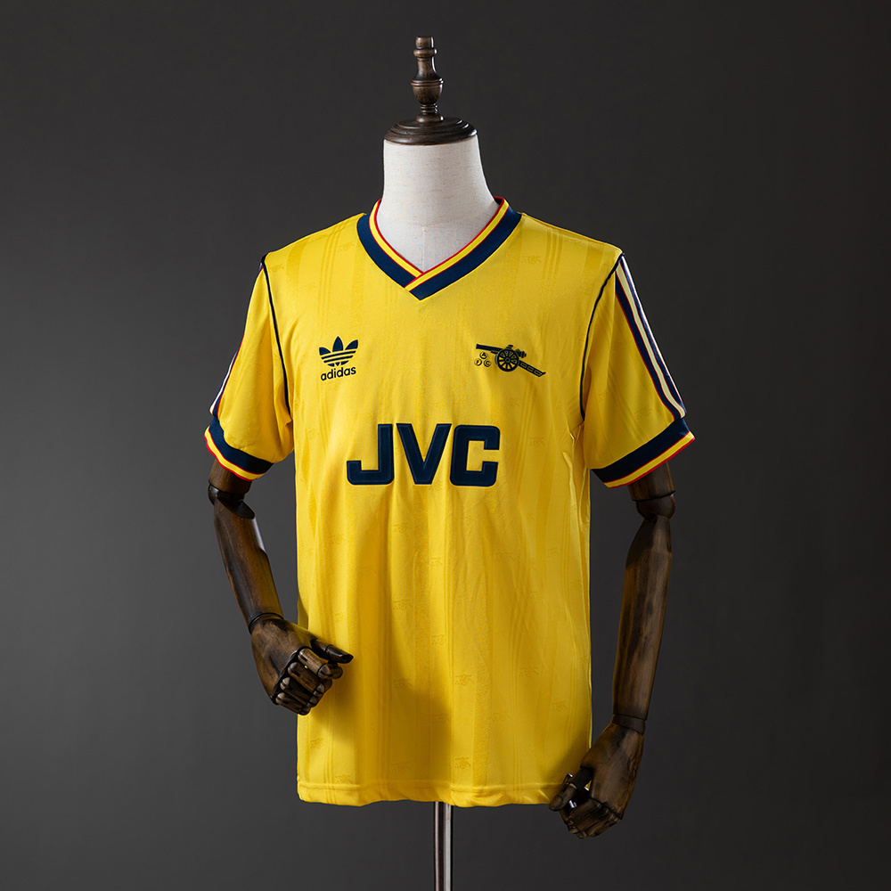 1986-1988 Arsenal away jersey