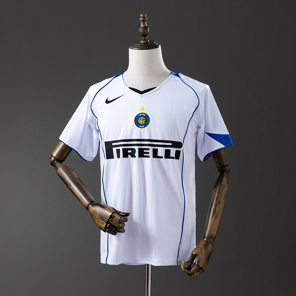 2004-2005 Inter Milan away jersey