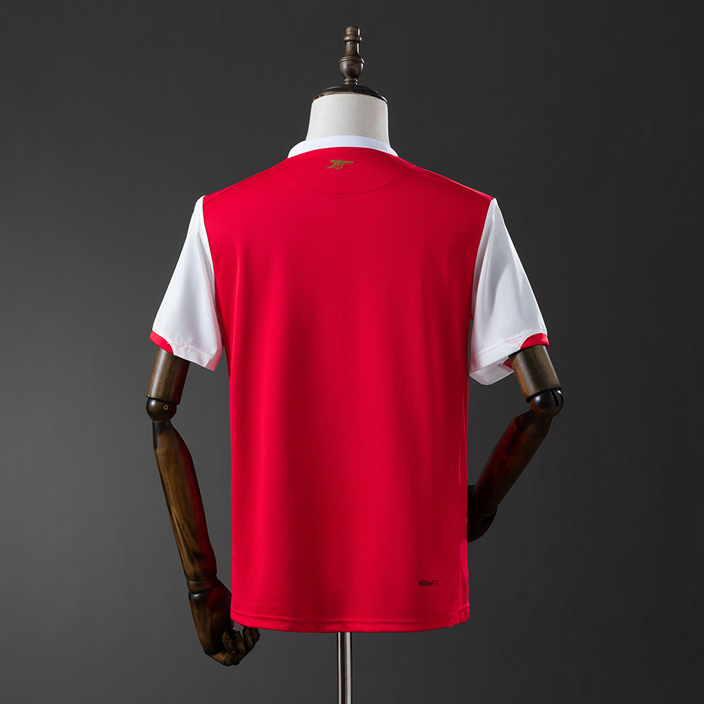 2006-2007 Arsenal home jersey