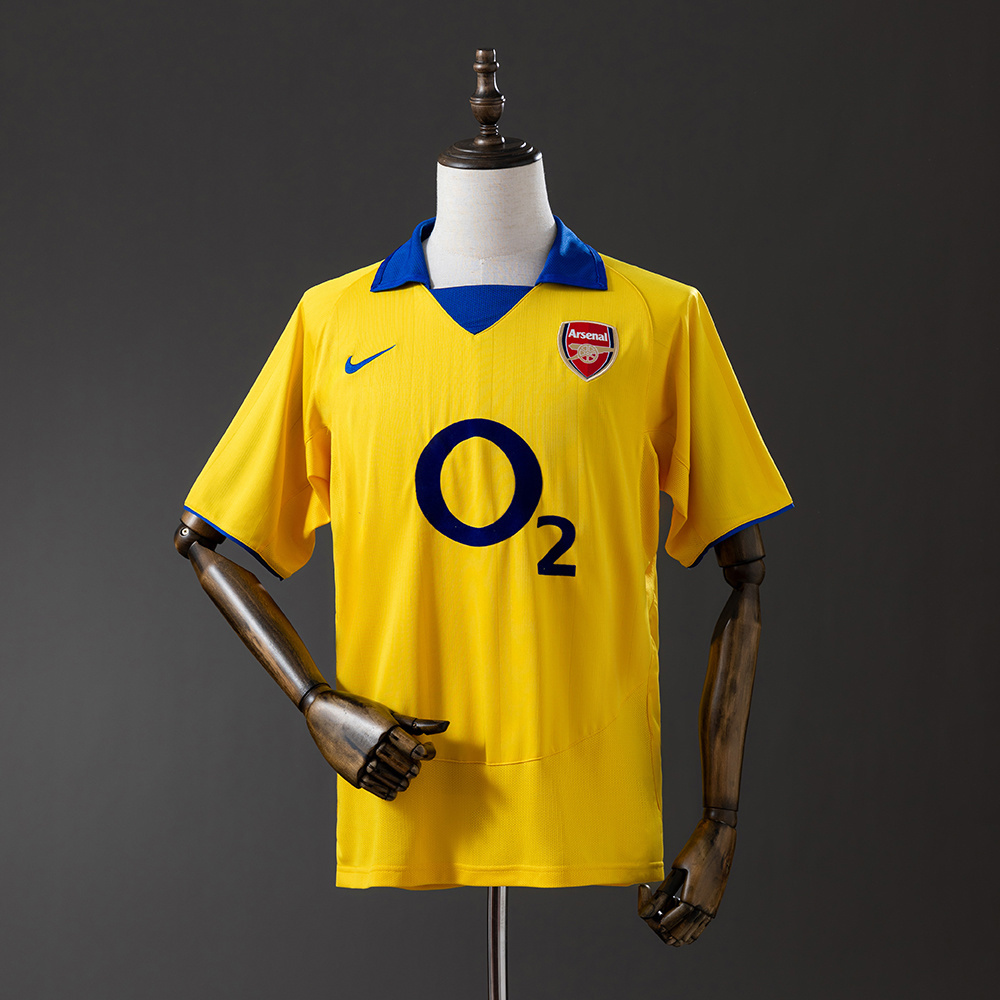 2003-2005 Arsenal away jersey