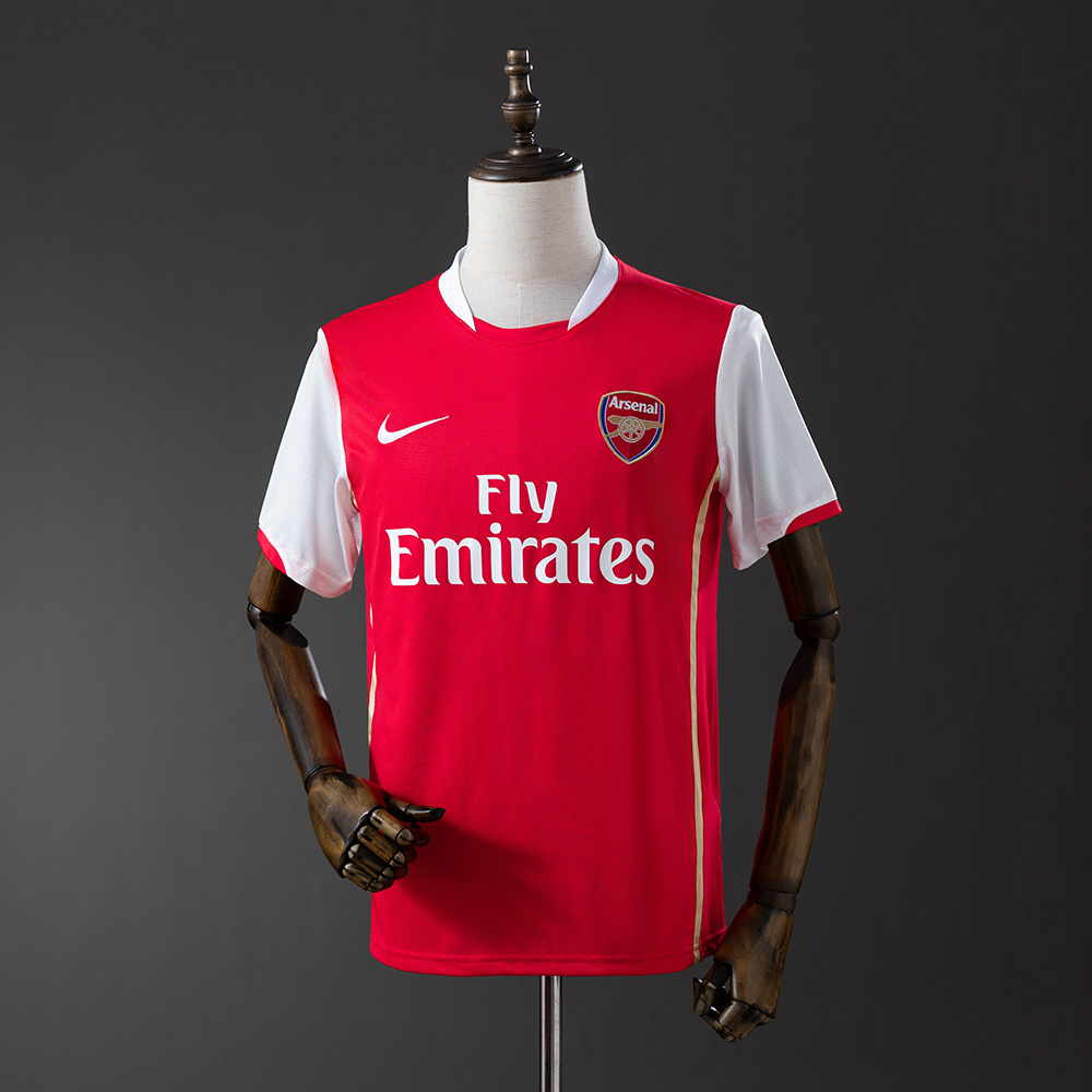 2006-2007 Arsenal home jersey