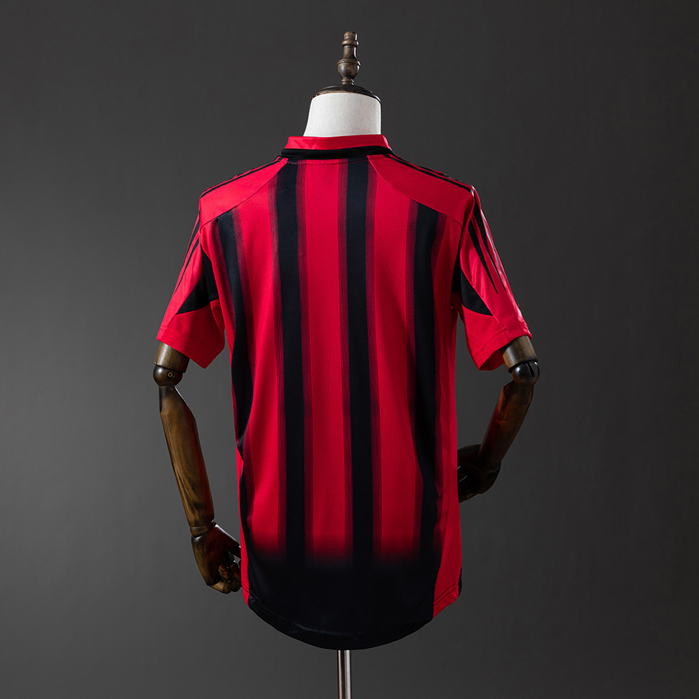 2004-2005 AC Milan home jersey