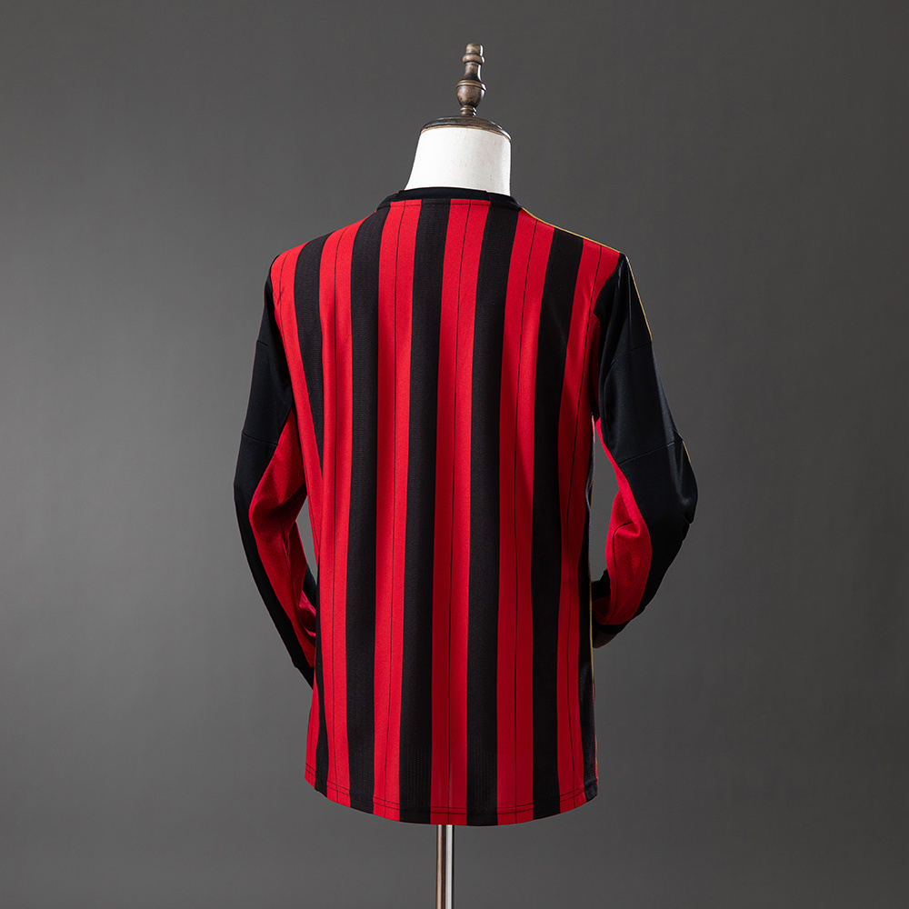Long sleeves 2013-2014 AC Milan home jersey