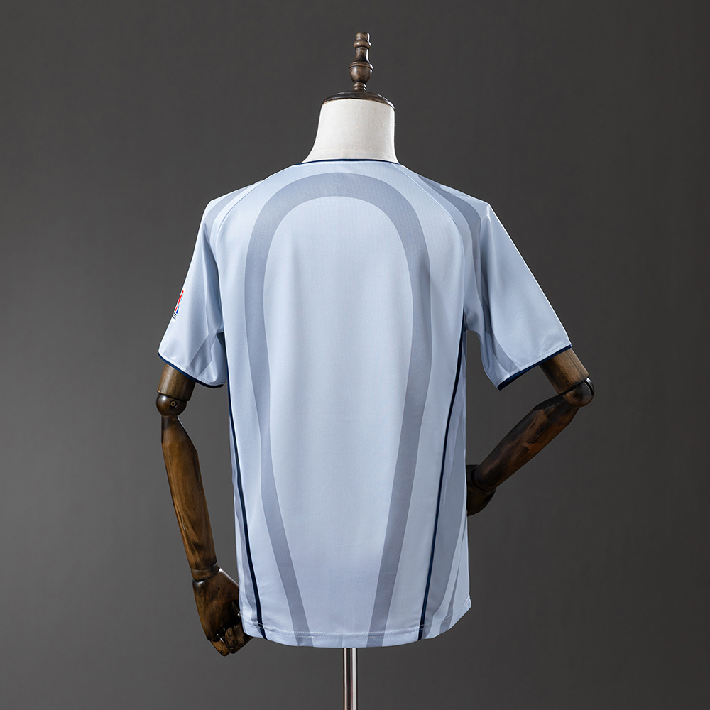 2001-2002 Paris away jersey