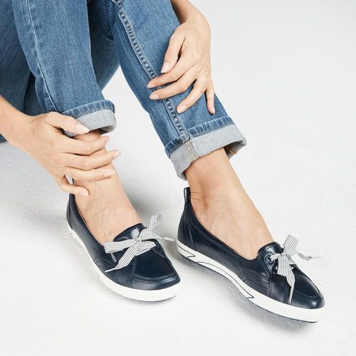 Sophie III Deep Navy