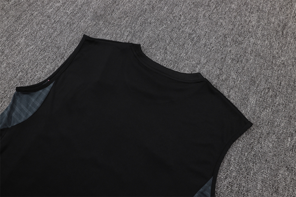 Juventus Training Jersey 25/26