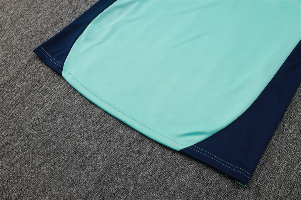 Manchester United Kids Training Suit 24/25