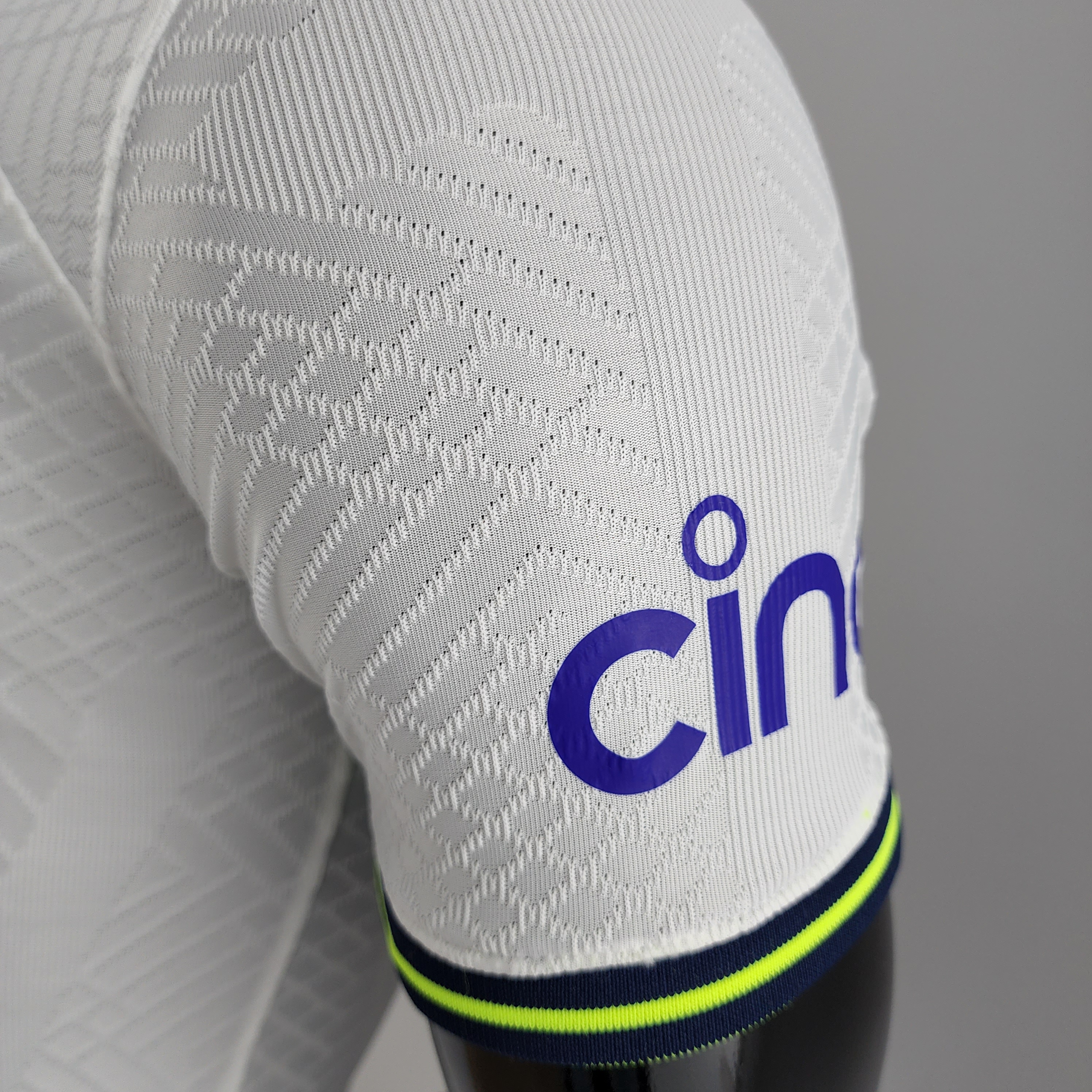 Tottenham Hotspur Home Player Jersey 22/23