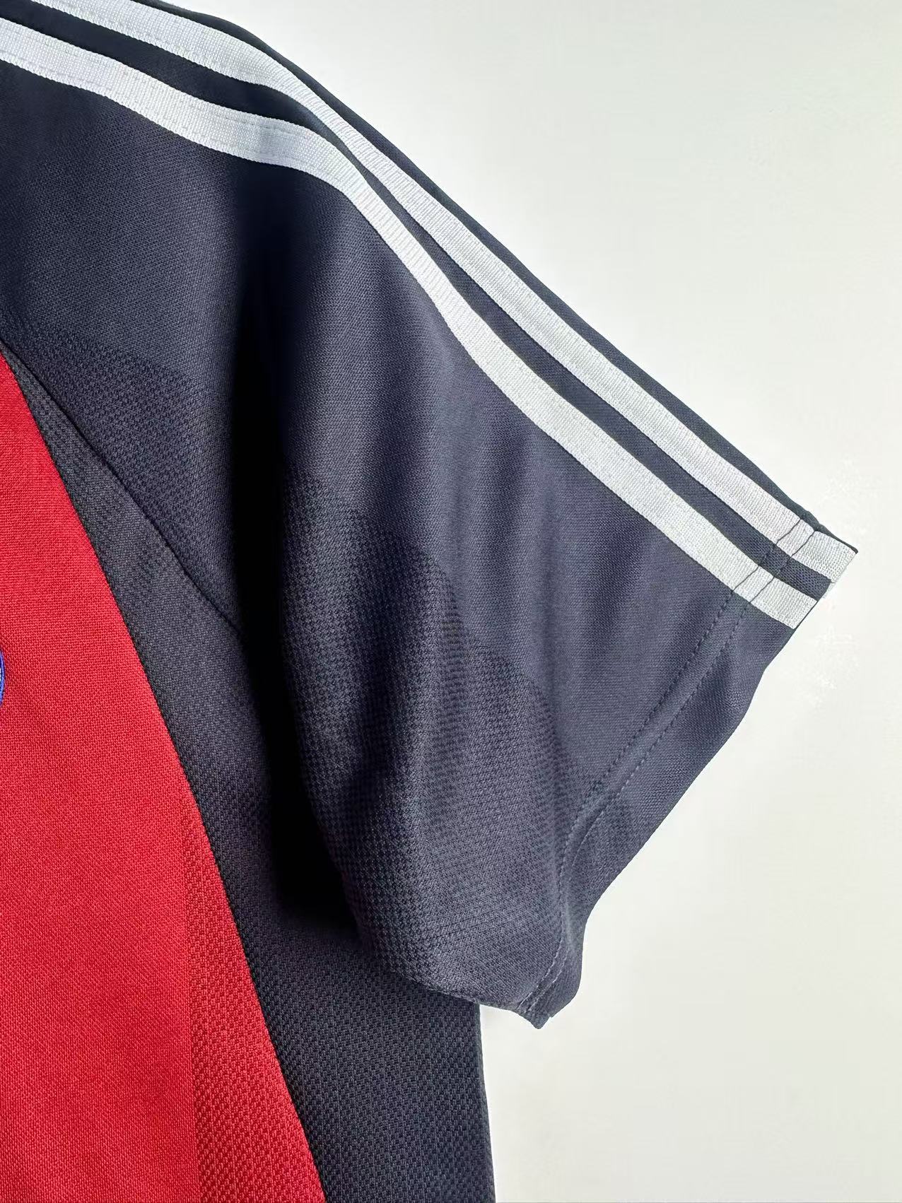 Bayern Munich Home Retro Jersey 2001/02