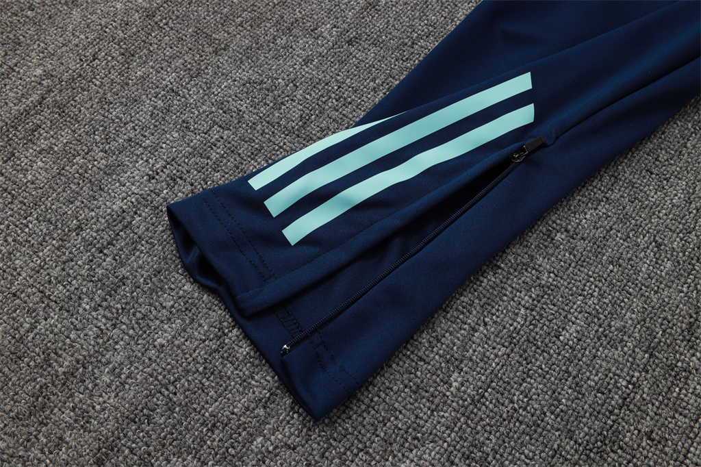 Manchester United Kids Training Suit 24/25