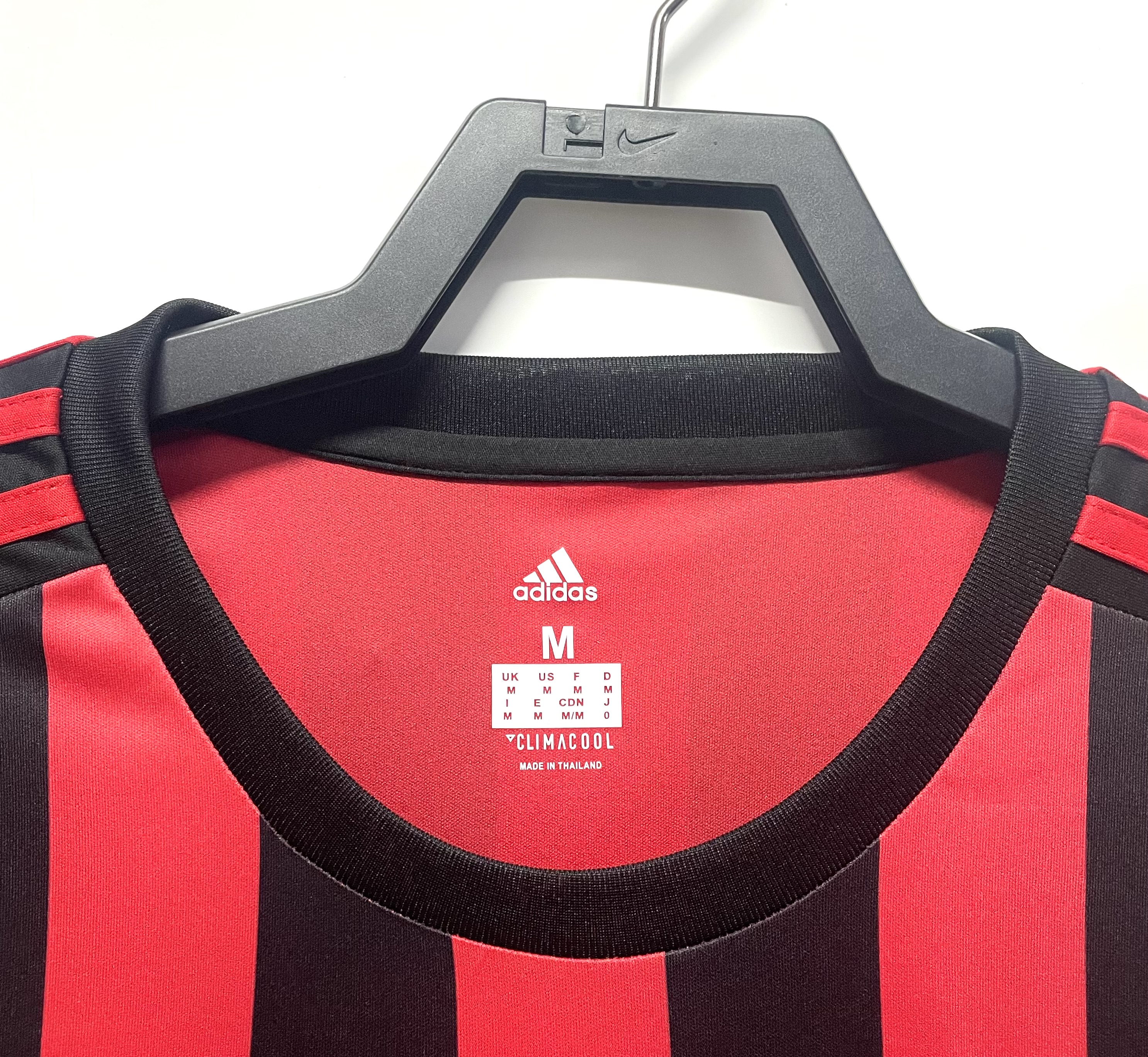 AC Milan Home Retro Jersey 2017/18