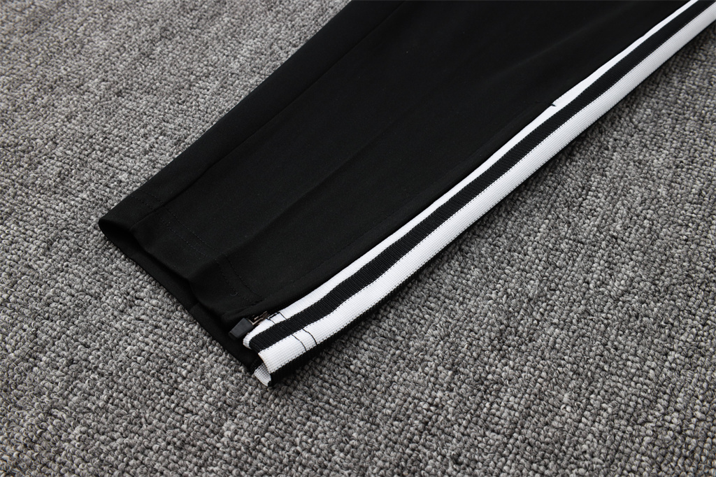 Manchester United Training Pants 24/25