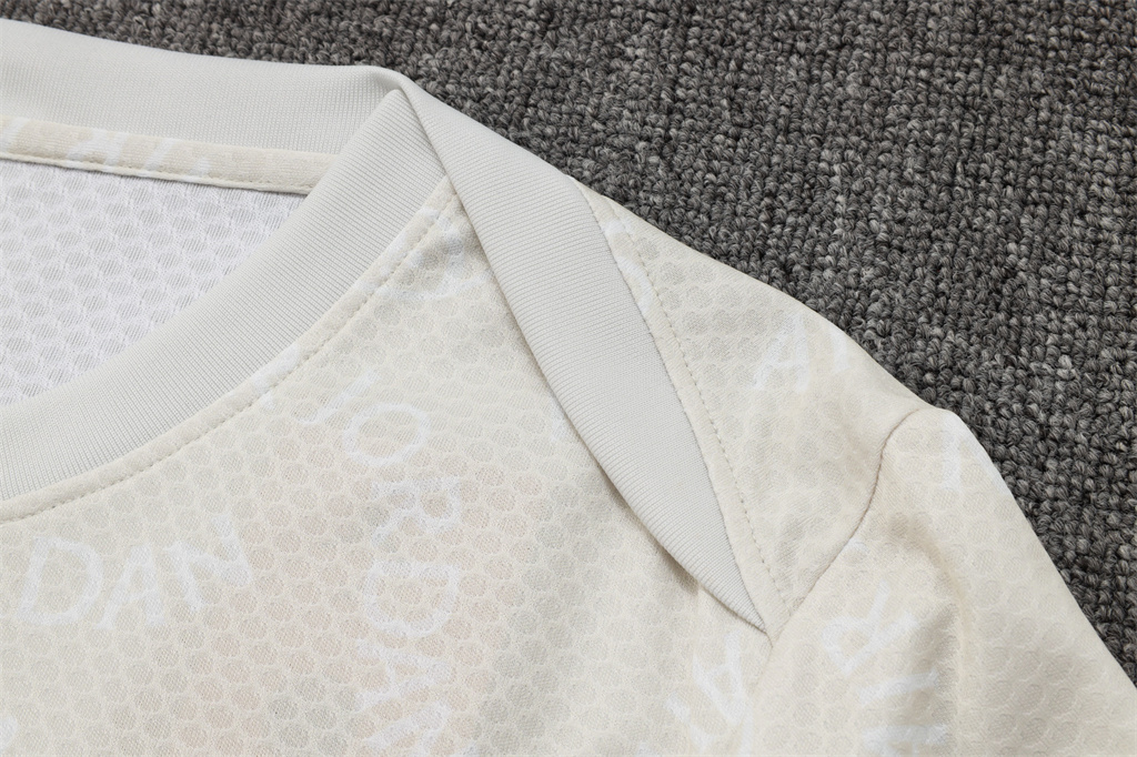 Paris Saint Germain Training Short sleeve Suit 24/25