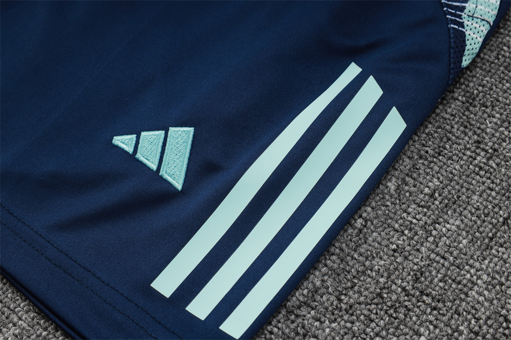 Manchester United Training Jersey 24/25