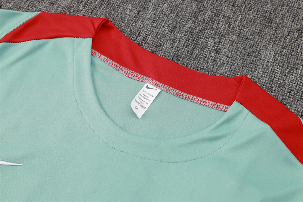 Liverpool Training Jersey 24/25