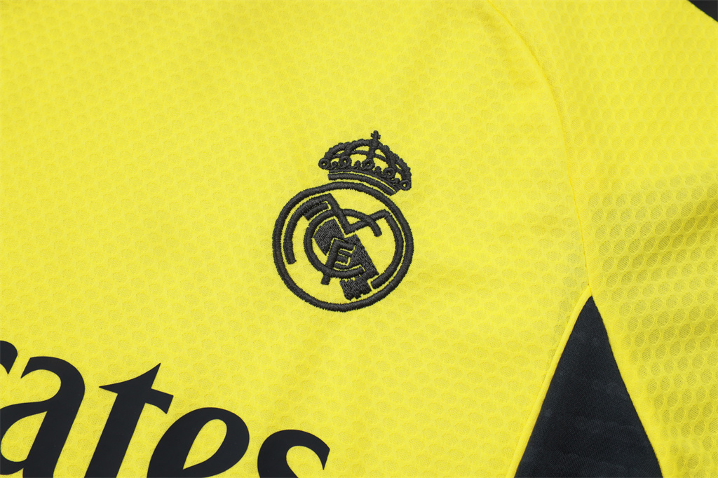 Real Madrid Training Short sleeve jersey 25/26